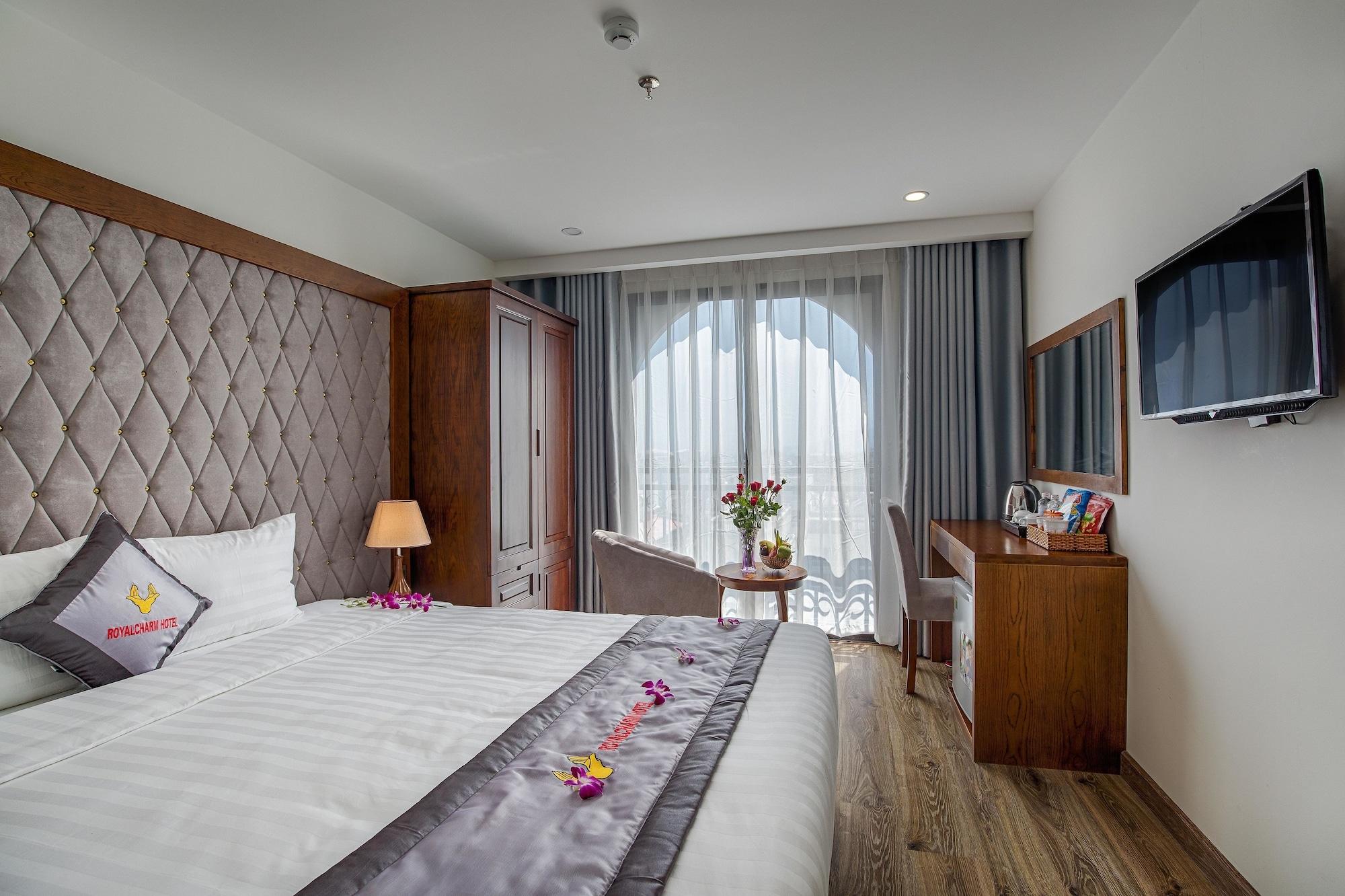 Royal Charm Hotel Da Nang Buitenkant foto