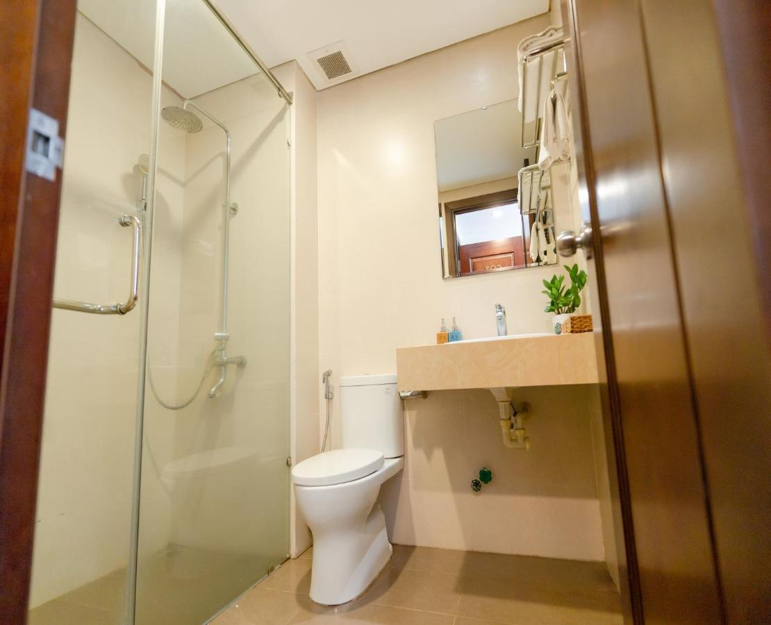 Royal Charm Hotel Da Nang Buitenkant foto