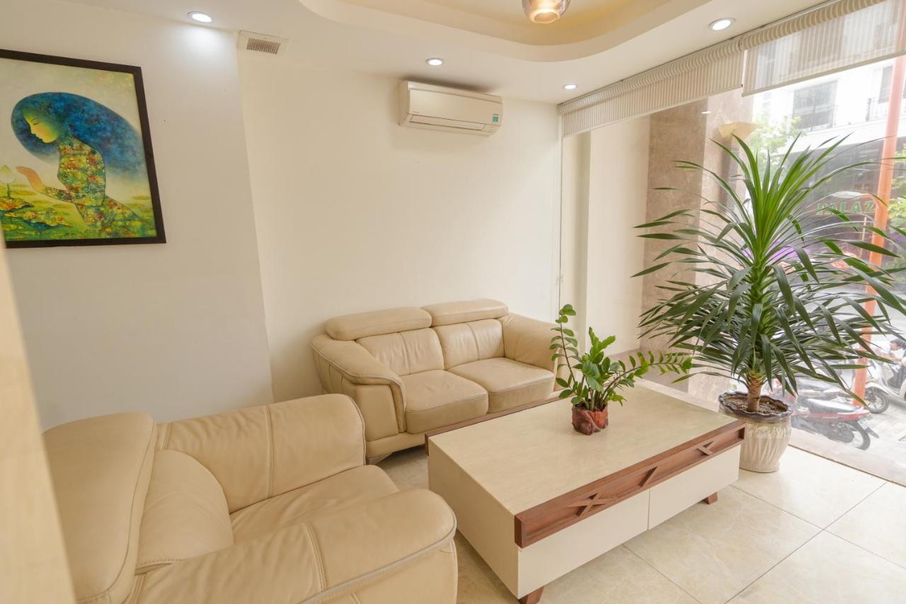 Royal Charm Hotel Da Nang Buitenkant foto