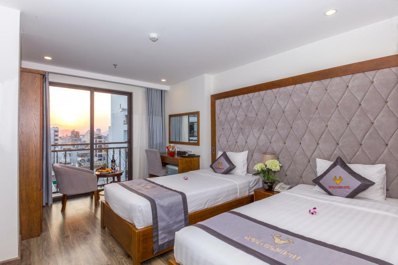 Royal Charm Hotel Da Nang Buitenkant foto